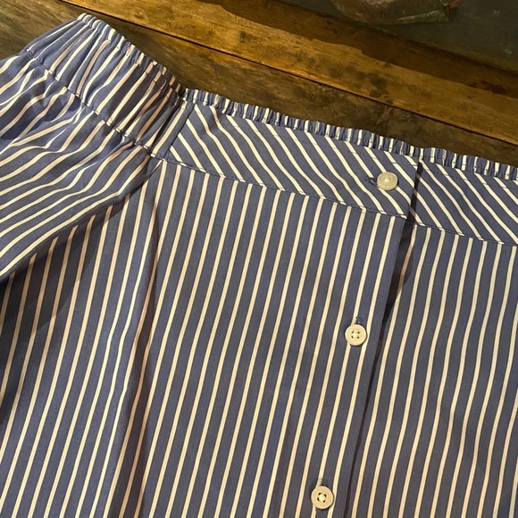 Tommy Hilfiger Off The Shoulder Button Down❤️ NWT - Picture 4 of 5